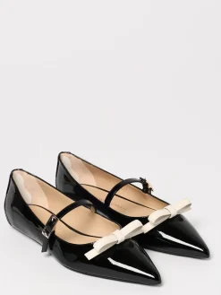 Ballerina Stuart Weitzman in vernice con fiocco