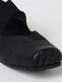 Ballerina Uma Wang in pelle