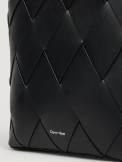 Borsa a mano Ck Medium Tote Calvin Klein