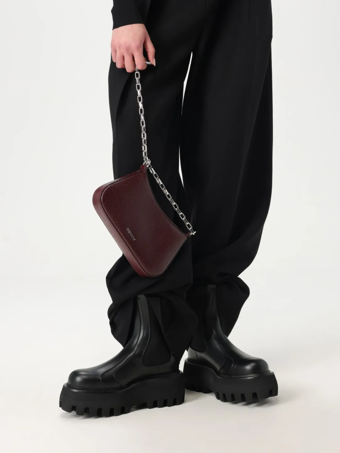 Borsa McQueen in pelle a grana