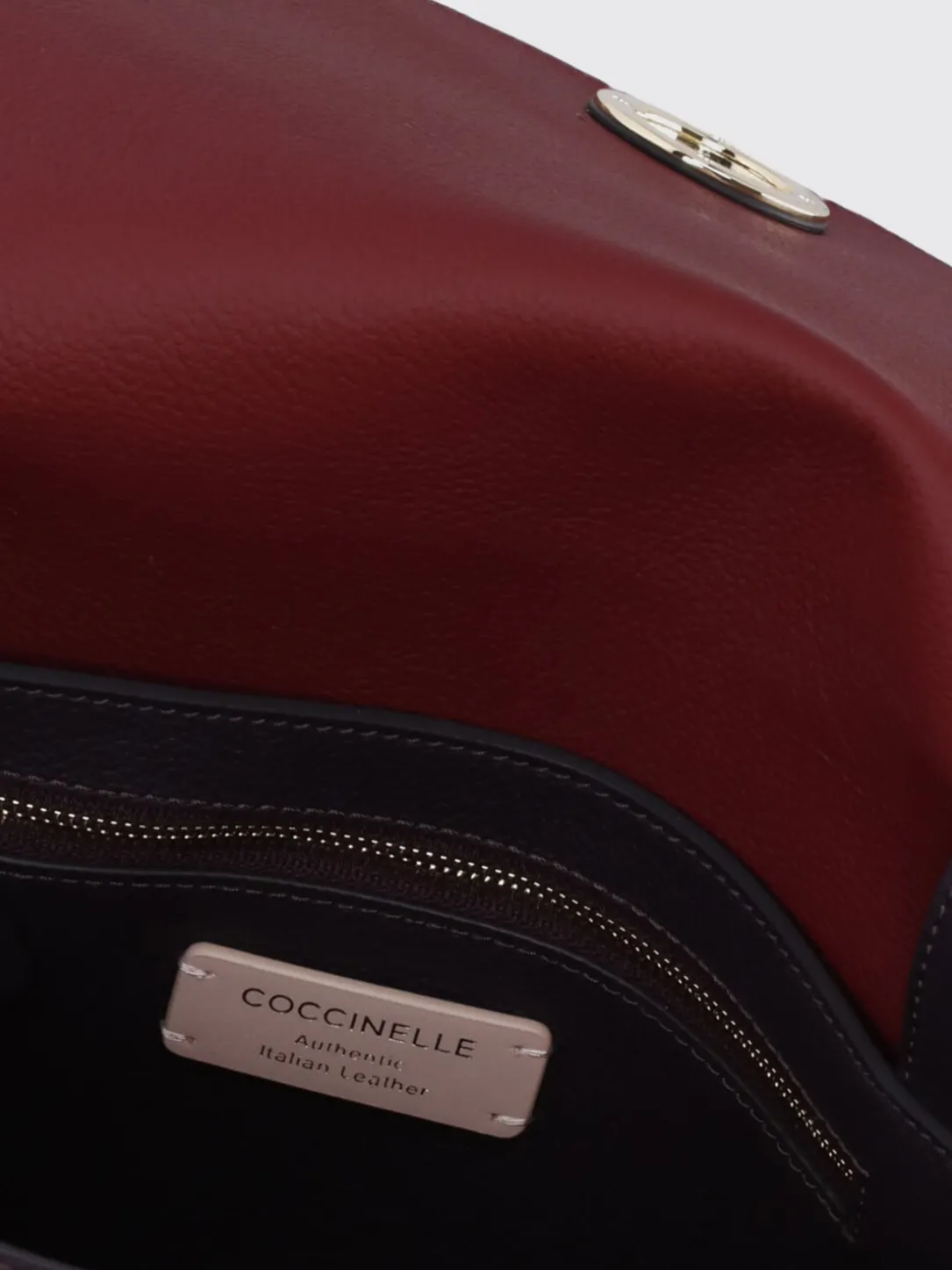 Borsa Nikla Medium Coccinelle in pelle