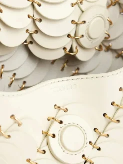 Borsa Paco Rabanne in pelle con anelli metallici