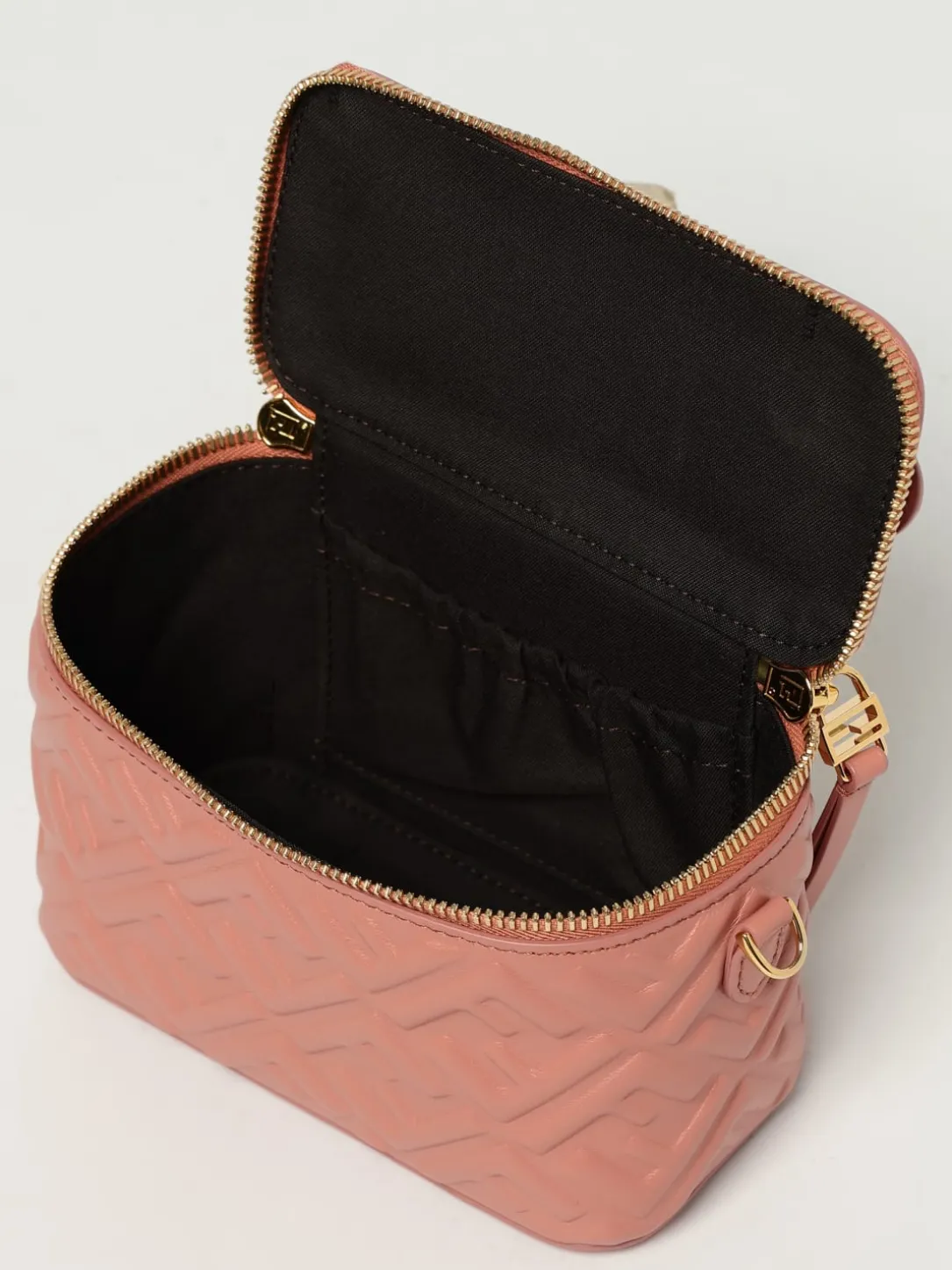 Borsa Vanity Fendi in nappa con monogram FF in rilievo