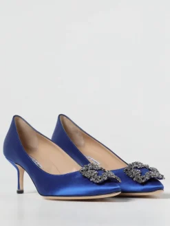 Décolleté Hangisi Manolo Blahnik in raso con fibbia gioiello