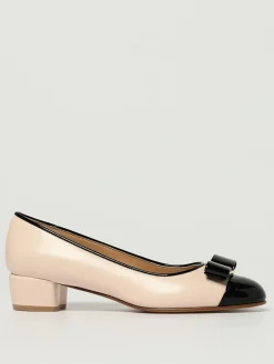 Décolleté Vara Ferragamo in pelle