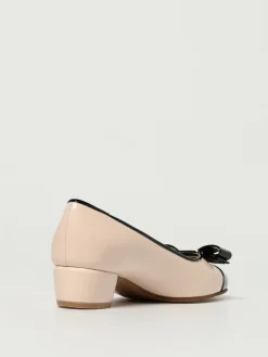 Décolleté Vara Ferragamo in pelle