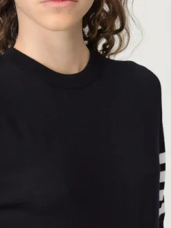 Maglia a girocollo in lana con banda 4-bar Thom Browne