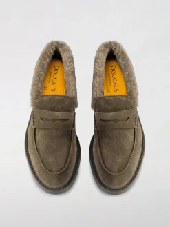 Mocassino Doucal's in camoscio e pelliccia