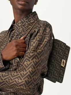 Portafoglio Baguette Fendi in misto cotone con monogram FF embossed