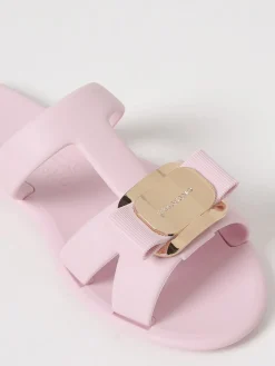 Sandalo Ferragamo in gomma con strass