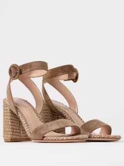 Sandalo Gianvito Rossi in camoscio e rafia intrecciata