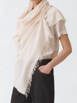 Sciarpa Fabiana Filippi in misto lana con dettaglio piercing in filo diamante