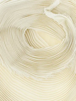 Sciarpa Washi Pleats Issey Miyake in viscosa plissettata