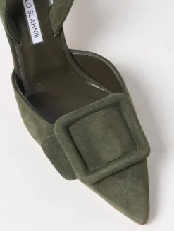 Slingback Mayslibi Manolo Blahnik in camoscio con fibbia decorativa