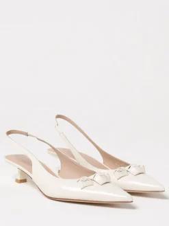 Slingback Stuart Weitzman in pelle spazzolata con applicazioni