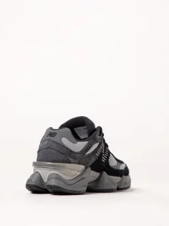 Sneakers 9060 New Balance in camoscio e mesh