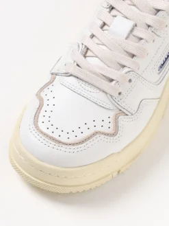 Sneakers CLC Autry in pelle e mesh