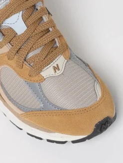 Sneakers 2002R New Balance in camoscio e mesh