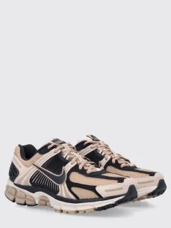 Sneakers Zoom Vomero 5 Nike in mesh e pelle sintetica