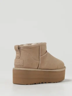 Stivaletto Classic Ultra Mini UGG in camoscio
