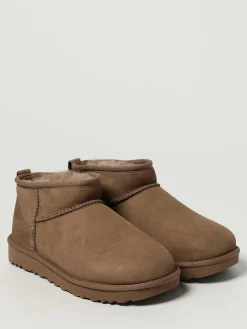Stivaletto Classic Ultra Mini UGG in camoscio