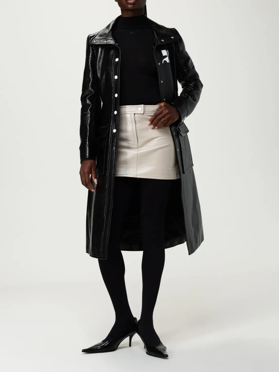 Trench Courrèges in vernice