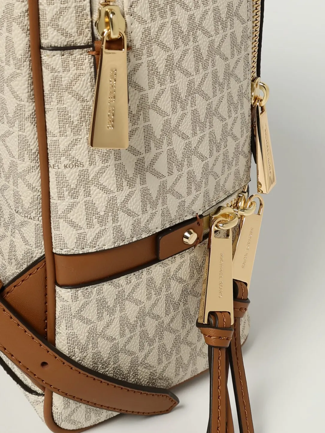 Zaino Rhea Medium Michael Kors in cotone spalmato con monogram all over